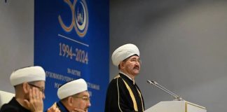 Rusya Müslümanlarını temsil eden Ulema Konseyi; ‘birden fazla kadınla imam nikahı yapılabileceği’ fetvasını geri çekti.