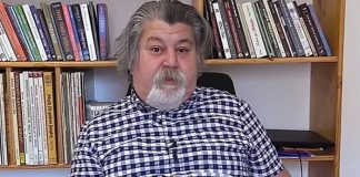 Ahmet Nesin hakkında yakalama kararı!