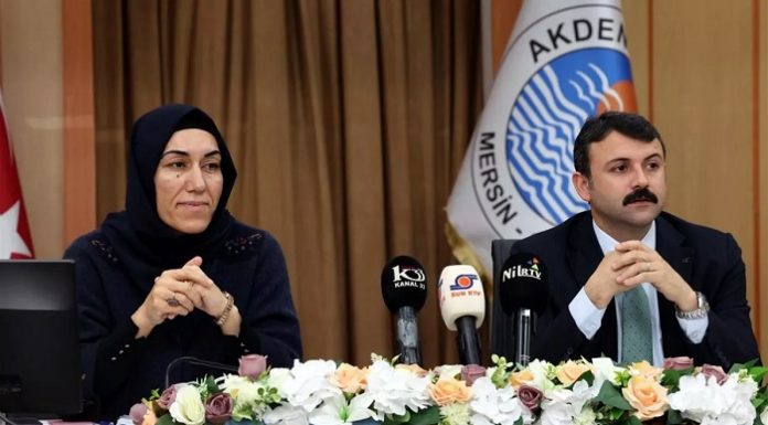 DEM Parti’li eş başkanlar tutuklanmıştı. Akdeniz Belediyesi’ne kayyım atandı