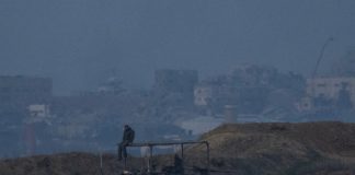 İsrail güvenlik kabinesi ateş kes anlaşmasının onaylanması tavsiyesinde bulundu. O arada İsrail Gazze’yi bombalamaya, öldürmeye devam etti.