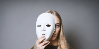 Karanlık üçlü:Narsisizm, Makyavelizm ve psikopati. Sizde veya partnerinizde bunların hangileri var?