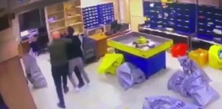 🎥PTT Başmüdürlüğünü basmış, 2 kişiyi öldürmüştü. O anlar kamerada