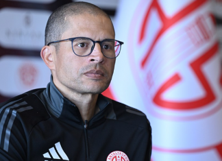 Antalyaspor’da Alex De Souza ile yollar ayrılıyor