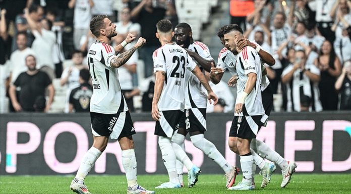 Beşiktaş yeni teknik direktörüyle Athletic Bilbao’yu 4-1 yendi.