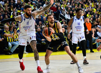 EuroLeague’deki Türk derbisinde kazanan Fenerbahçe Beko