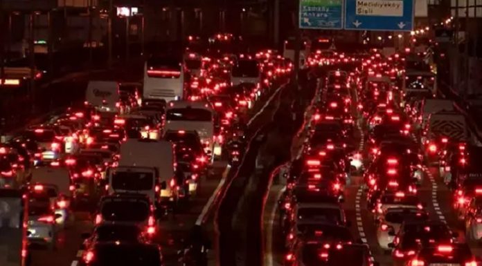 Dünyada en yoğun trafik sorunu olan şehirler. İstanbul, zirve yaptı!