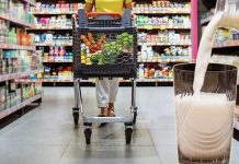 Milyonlar tüketiyor. Türkiye’nin ünlü market zincirinde sütler toplatılıyor!