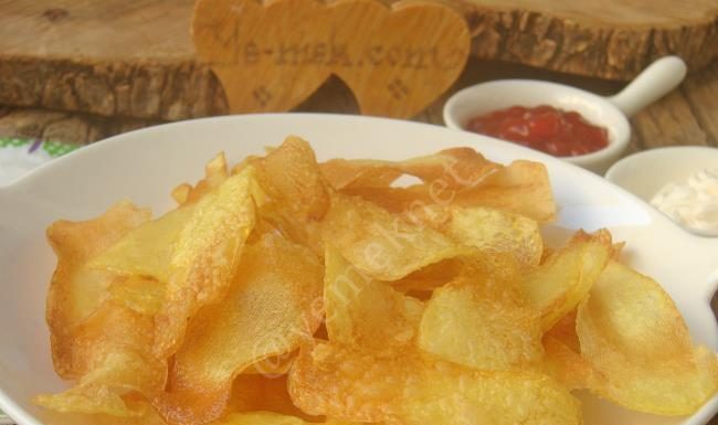 Lay’s patates cipsleri geri çağrıldı: Etiketinde belirtilmeyen süt bileşeni tespit edildi.