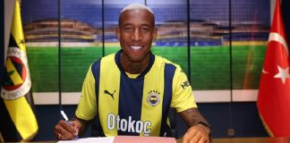Talisca, imzaladı