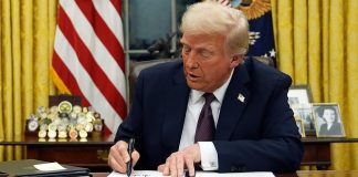 Trump, ilk icraatı olarak ABD ve Dünya için ‘hayati’ 8 kararnameyi imzaladı!