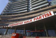 CHP Olağanüstü Kurultaya Gidiyor