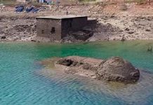 30 yıllık sır açığa çıktı. Baraj alanında kalacak olan 2 peygamber kabri, MİT operasyonuyla taşındı