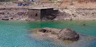 30 yıllık sır açığa çıktı. Baraj alanında kalacak olan 2 peygamber kabri, MİT operasyonuyla taşındı