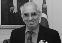 Osmanlı ve modern Türkiye tarihinin önde gelen isimlerinden Profesör Feroz Ahmad hayatını kaybetti.