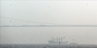 İstanbul Boğazı’nda gemi trafiği çift yönlü askıya alındı