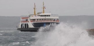 İBB Şehir Hatları, elverişsiz hava koşulları nedeniyle bütün seferlerin durdurulduğunu açıkladı.