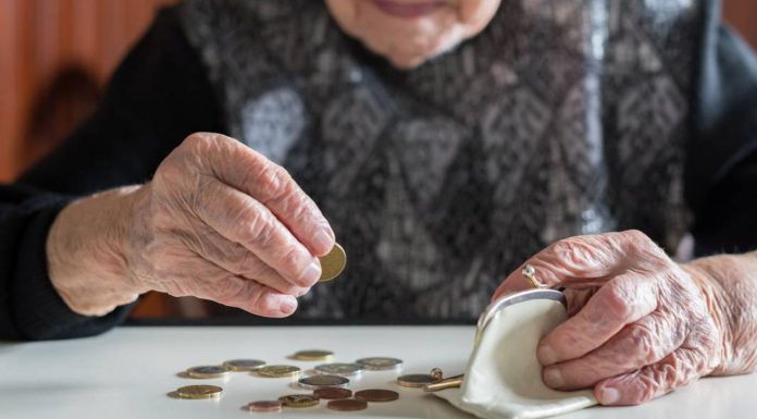 Evi olsa bile kirada oturan emekli , emlak vergisinden muaf tutuldu