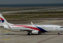 En büyük havacılık gizemlerinden biri sayılan Malezya Havayolları’nın kayıp yolcu uçağı MH370′ in aranmasına tekrar başlandı.