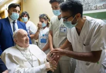 Papa’nın sağlık durumu kritik: Oksijen tedavisi alıyor. Papa, liderliğini sürdüremezse Vatikan’ı ne bekliyor?