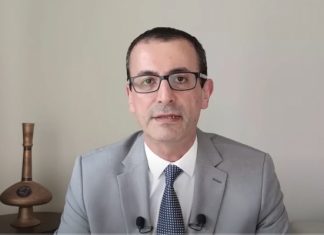 Ekonomi Yazarı, Gazeteci Evren Devrim Zelyut hayatını kaybetti.