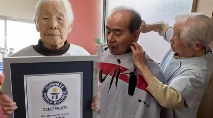 94 yıldır süren meslek aşkı. “Dünyanın en yaşlı çalışan kadın berberi” Guinness Rekorlar Kitabı’na girdi!