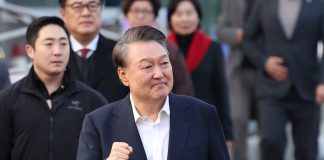 Güney Kore’nin yetkileri elinden alınan Devlet Başkanı serbest bırakıldı.