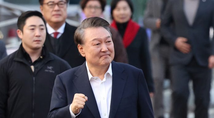 Güney Kore’nin yetkileri elinden alınan Devlet Başkanı serbest bırakıldı.