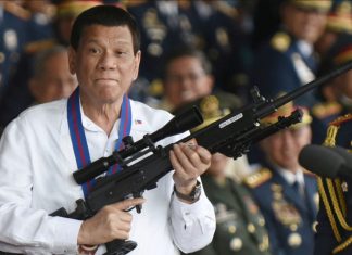 Filipinler eski devlet başkanı ülkesinde tutuklandı.