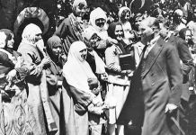 Dünya Emekçi Kadınlar Günü; 8 Mart, insan hakları temelinde kadınların siyasi ve sosyal bilinç kazanımı için mücadeleyi temsil ediyor