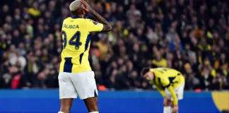 UEFA Avrupa Ligi/Fenerbahçe turu zora soktu