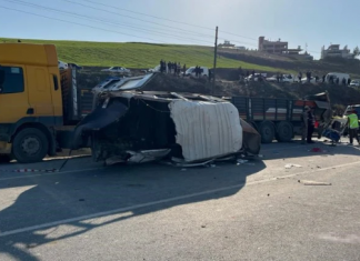Hatay’da katliam gibi kaza. TIR ile işçi servisi çarpıştı: 6 ölü, 8 yaralı!