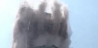 🎥Bir kıta sarsıldı! Myanmar’da 7.7 büyüklüğünde deprem meydana geldi. Deprem Asya kıtasının birçok noktasında hissedildi.