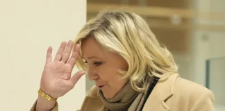 Aşırı sağcı Le Pen suçlu bulundu, siyasetten men edildi