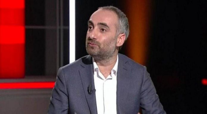 Gazeteci İsmail Saymaz ev hapsi şartıyla serbest bırakıldı