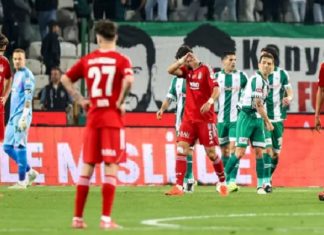 Konyaspor, Beşiktaş’ı 9 kişiyle devirdi