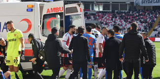 Sivasspor-Göztepe karşılaşmasında korku dolu anlar! Önce Manaj ardından yerine oyuna giren Simic hastaneye kaldırıldı