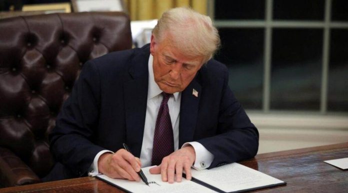 İngilizce artık ABD’nin resmi dili! Trump ilgili kararnameyi imzaladı