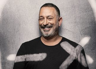 Cem Yılmaz, ‘taraf’ değiştirdi: X platformundan Bluesky’e geçti.