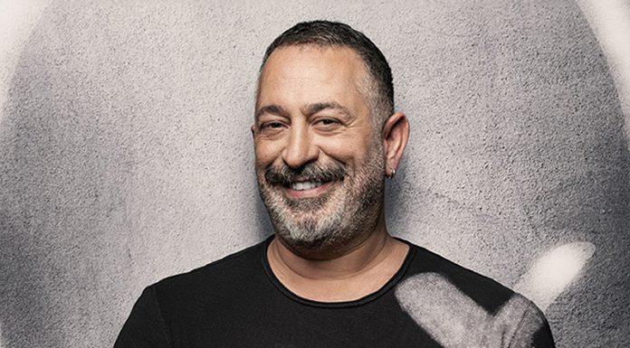 Cem Yılmaz, ‘taraf’ değiştirdi: X platformundan Bluesky’e geçti.