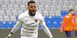 Süper Lig’in gol kralı olmuştu. Hatayspor’un eski futbolcusu Boupendza, 11. kattan düşerek yaşamını yitirdi!