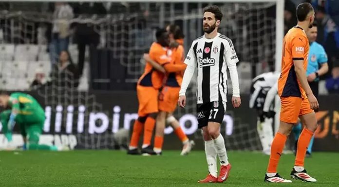 Dolmabahçe’de Başakşehir’e kaybetti. Beşiktaş’ta düşüş devam ediyor