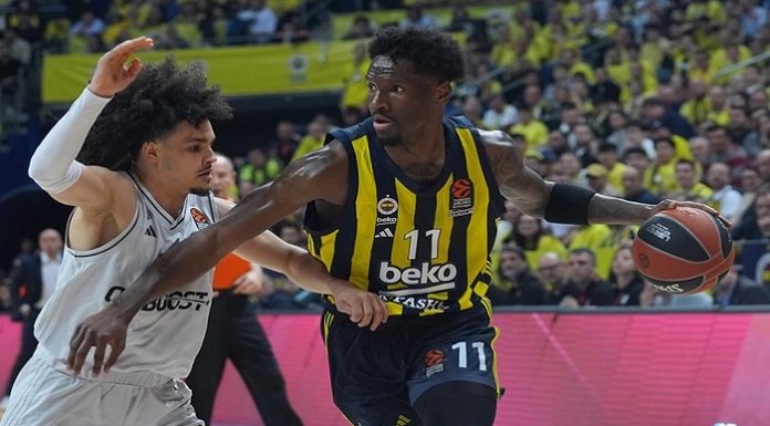 EuroLeague play-off/Paris Basketbol’u mağlup eden Fenerbahçe Beko seriyi 2-0’a getirdi