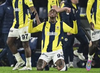 Talisca ikinci yarı oyuna girdi hat-trick yaptı, Fenerbahçe farklı kazandı