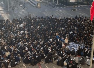 Liseler yurt genelinde ayakta! Öğretmen atamalarına tepki büyüyor