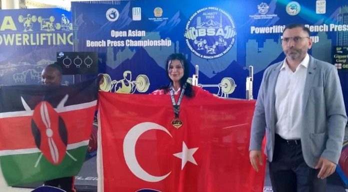 Gülistan Özdemir’den altın madalya iki dünya rekoruyla geldi