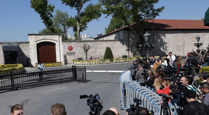 İstanbul’da Putin’siz Ukrayna-Rusya barış görüşmeleri konusunda belirsizlik var.
