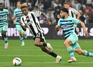 Sahasında kaybeden Beşiktaş üçüncülük şansını mucizelere bıraktı