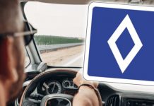 Yeni trafik levhası ‘beyaz elmas’ tanıtıldı