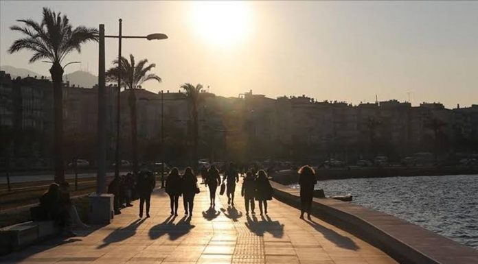 Yurt genelinde hafta ortasından itibaren sıcaklıklar yükseliyor.