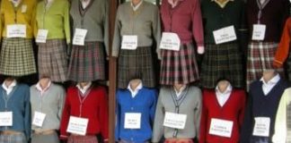 Milli Eğitim Bakanı Yusuf Tekin; her okulun kendi kıyafetini tanımlayacaklarını belirtti.